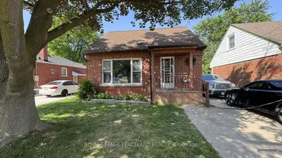 19 Tardree Place Upper, Toronto, On M1r 3x2