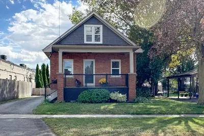 15 Russett Avenue, Oshawa, On L1g 3r4