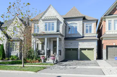 10 Beaverdams Drive, Whitby, On L1p 0c3