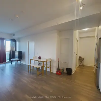 1350 Ellesmere Road 323, Toronto, On M1p 0g6