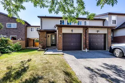 25 Tompkins Lane, Ajax, On L1s 3l7