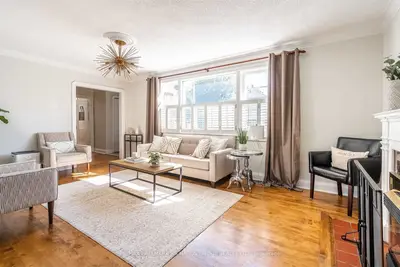 32 Briar Dale Boulevard, Toronto, On M1n 1z5