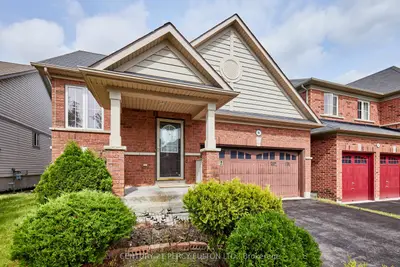 8 Knowles Street, Ajax, On L1z 0j5