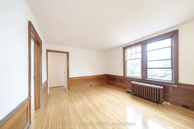 10 Kingston Road 81, Toronto, On M4l 2s4
