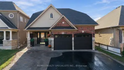 935 Barbados Street, Oshawa, On L1j 0a6