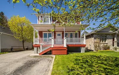 676 Victory Drive, Pickering, On L1w 2s2