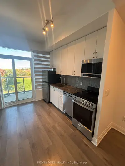 3220 Sheppard Avenue E 220, Toronto, On M1t 0b7
