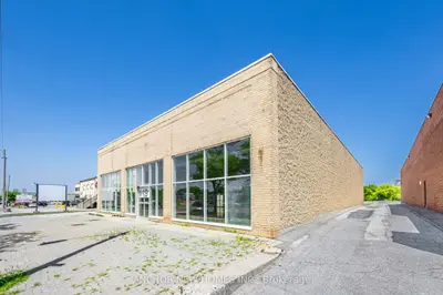 1191 Kennedy Road, Toronto, On M1p 2l2