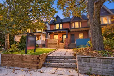 356 Woodfield Road, Toronto, On M4l 2x1