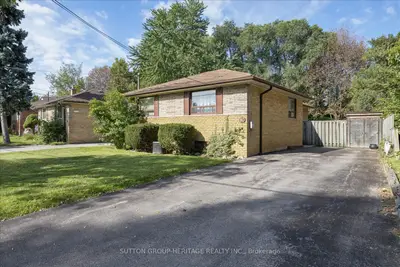 80 Applefield Drive, Toronto, On M1p 3y2