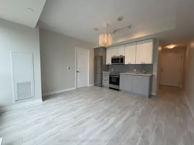 1630 Queen Street E 608, Toronto, On M4l 0b3