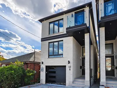 52a Robinson Avenue, Toronto, On M1l 3t1