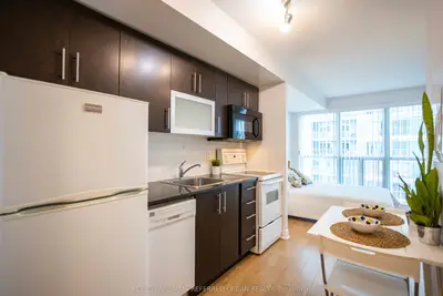 50 Town Centre Court 1107, Toronto, On M1p 4y7