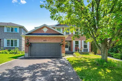 879 Peggoty Circle, Oshawa, On L1k 2g6