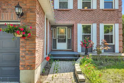 879 Peggoty Circle, Oshawa, On L1k 2g6