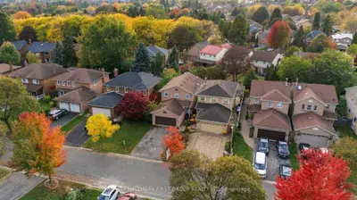 82 Rice Drive, Whitby, On L1n 7z4
