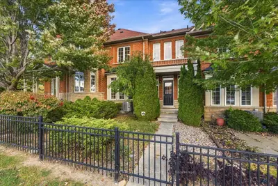 57 Barkdale Way, Whitby, On L1n 0g1