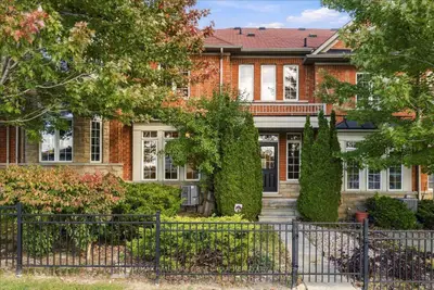 57 Barkdale Way, Whitby, On L1n 0g1