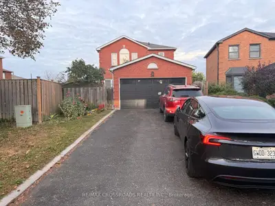 21 Fernbank Place, Whitby, On L1r 1s9