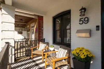 59 Bastedo Avenue, Toronto, On M4c 3m8
