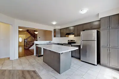 1017 Cameo Street, Pickering, On L1x 0g3