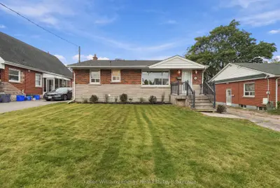 54 Eastlawn Street, Oshawa, On L1h 7j8