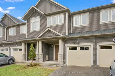 23 Tabaret Crescent, Oshawa, On L1l 0g5