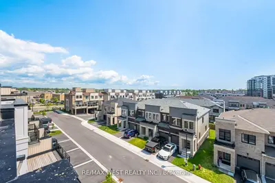 1563 Green Road, Clarington, On L1c 7e5