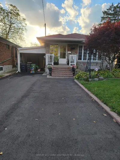 108 Crocus Drive, Toronto, On M1r 4t1