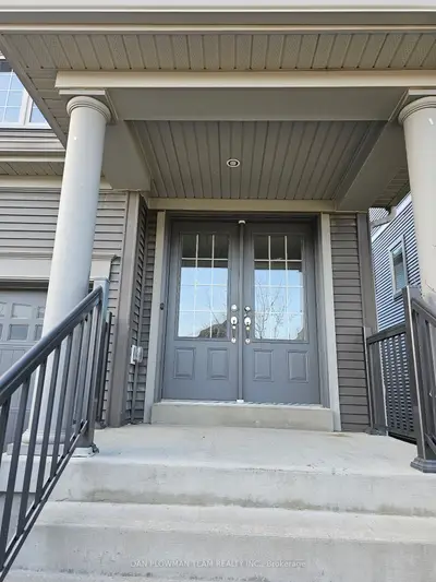 150 Dance Act Avenue, Oshawa, On L1l 0h4