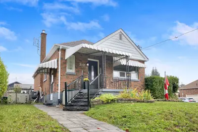 312 Gibbons Street, Oshawa, On L1j 4y8