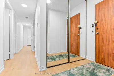 121 Trudelle Street 804, Toronto, On M1j 3k4