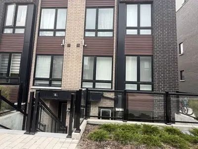 235 Mclevin Avenue 19, Toronto, On M1b 1e7