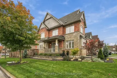 127 Cathedral Drive, Whitby, On L1r 3l9