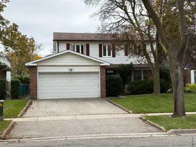 19 Glendower Circuit, Toronto, On M1t 2y9