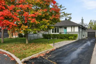 56 Christina Crescent, Toronto, On M1r 4h8