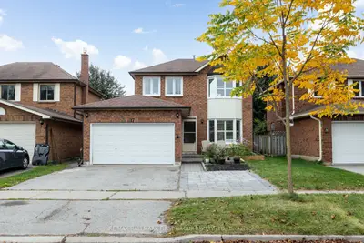 17 Hawkins Crescent, Ajax, On L1s 4y2