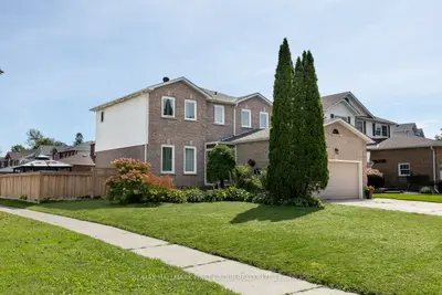 1 Audrey Court, Clarington, On L1e 2b3