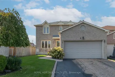 8 Dakin Drive, Ajax, On L1t 2r7
