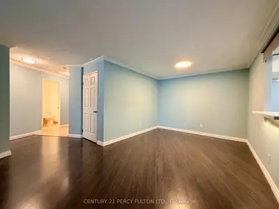 175 Bamburgh Circle Ph12, Toronto E05, ON M1W 3X8