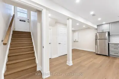 20 Gardens Crescent Bsmt, Toronto, On M4b 1t5