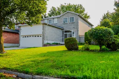 2 Noble Drive, Ajax, On L1z 1b5