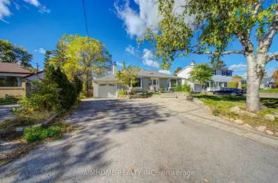 66 Shilton Road B1, Toronto, On M1s 2j7