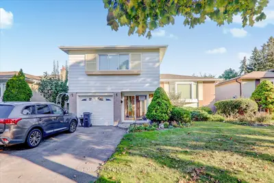 34 Oakmeadow Boulevard Bsmt, Toronto, On M1e 4g1