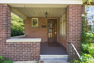 307 William Street E, Oshawa, On L1g 1k9