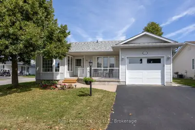 10 Niagara Trail, Clarington, On L1b 1a2