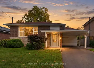 15 Marlena Drive, Toronto, On M1e 2y9