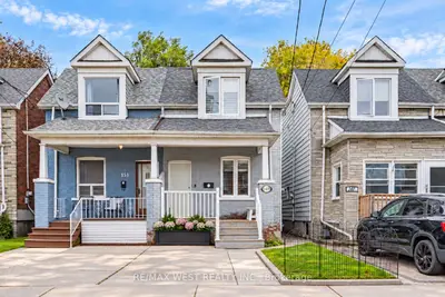 149 Chisholm Avenue, Toronto, On M4c 4v9
