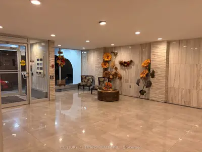270 Palmdale Drive 510, Toronto, On M1t 3n8