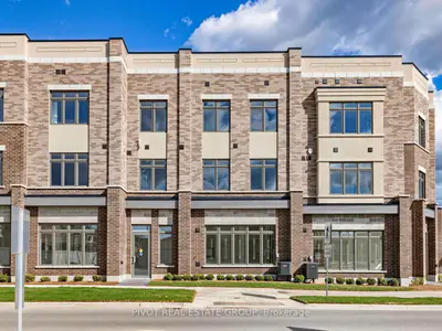 4 Upper Paradise Way, Whitby, On L1p 0s2